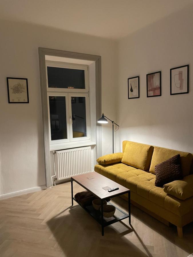 Trendy Apartment Near Schloss Schonbrunn Виена Екстериор снимка