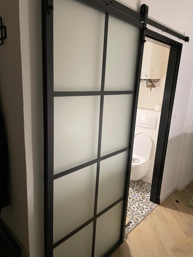 Trendy Apartment Near Schloss Schonbrunn Виена Екстериор снимка